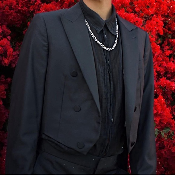 Ermenegildo Zegna Black Double Breasted Blazer w/ Elongated Tail - Picture 2 of 8